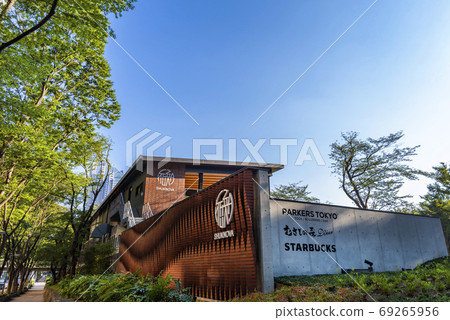 Shinjuku Central Park and Exchange Facility SHUKNOVA 69265956