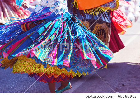 Peruvian dance Peruvian dance 69266912