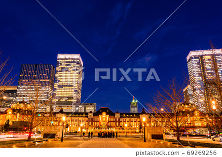 Tokyo station Marunouchi station front view evening view Tokyo station Marunouchi station front view evening view 69269256