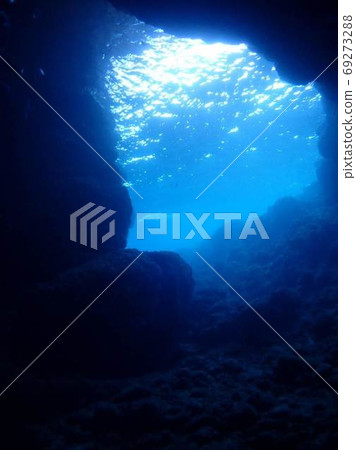 Blue cave Blue cave 69273288