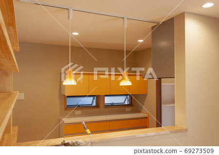 新建面對面的廚房 69273509