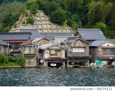 Funaya in Kyoto · Ine 69274121