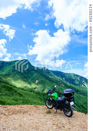 Touring (Kenashi Pass) 69288214