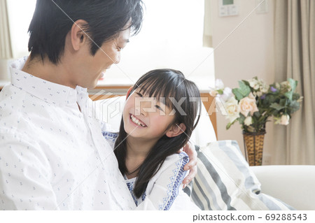Parent and child Parent and child 69288543