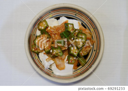 豆腐秋葵和泡菜醬 豆腐秋葵和泡菜醬 69291233