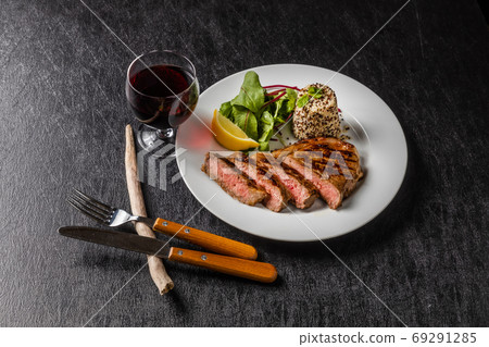 牛排日本牛肉高品質牛排 牛排日本牛肉高品質牛排 69291285