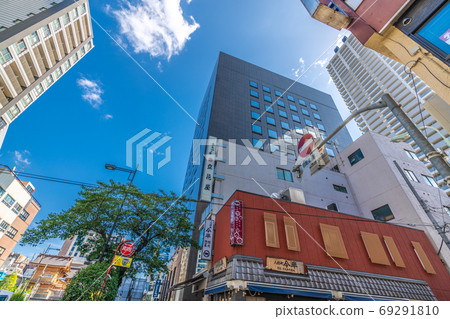 欣賞Suitengu景色的日本東京城市景觀(右半部分) 欣賞Suitengu景色的日本東京城市景觀(右半部分) 69291810