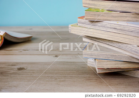 Pile of comic books 69292820