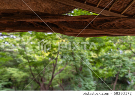 [Outdoor materials] Pillars for rest areas in the park 69293172