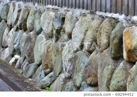 Stone wall Stone wall 69294452