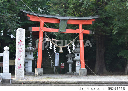 Yahata City, Tochigi PrefectureKawata Shrine 69295318