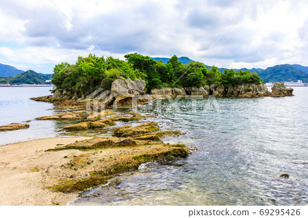 Boomerang Island [Tokitsu Town, Nishisonogi-gun, Nagasaki Prefecture] 69295426
