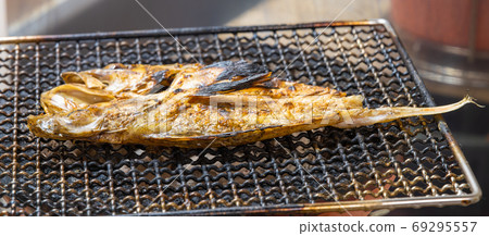 Arakabu dried fish, charcoal grilled with seven wheels 69295557