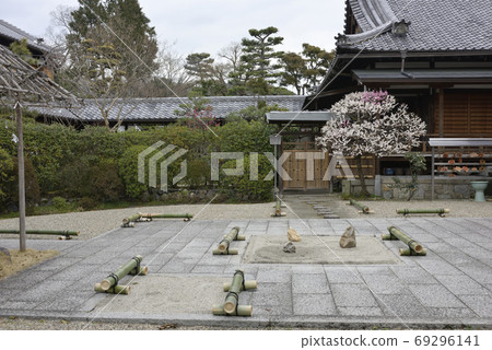 Hojuji Kaume (as you wish) 69296141