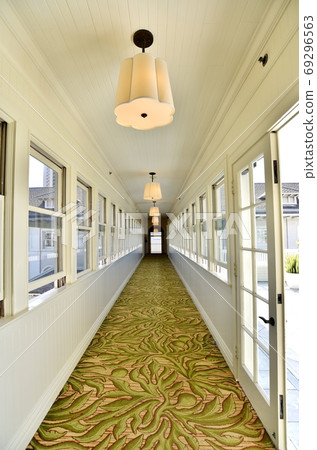 Holidays in Hawaii 69296563