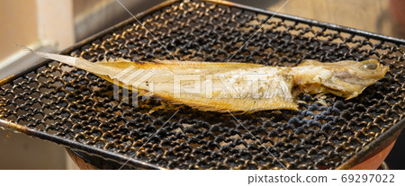 Charcoal-grilled dried dried dried shichiwa 69297022