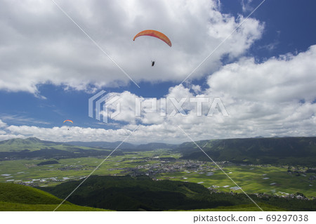 Aso Daikanbo Paraglider Aso Daikanbo Paraglider 69297038