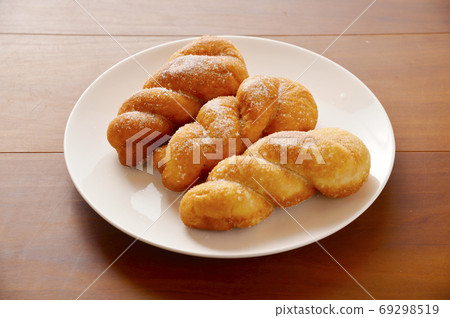 Fried bread Fried bread 69298519
