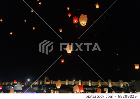 Sky lanterns flying over Avila Sky lanterns flying over Avila 69299829