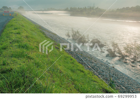 Azusa River where the river fog stands 69299953