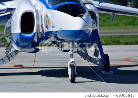 藍色的衝動 69303615