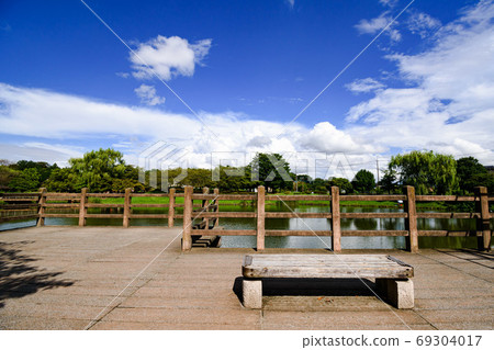 Bench of Saijonuma Park 69304017