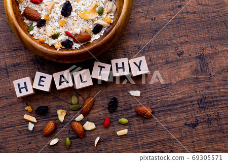 Oatmeal HEALTHY Oatmeal HEALTHY 69305571