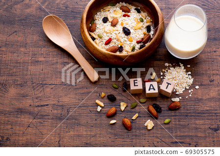 Oatmeal serial EAT Oatmeal serial EAT 69305575