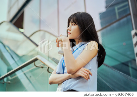 career woman business office worker 69307406