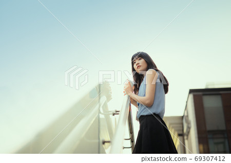 career woman business office worker career woman business office worker 69307412