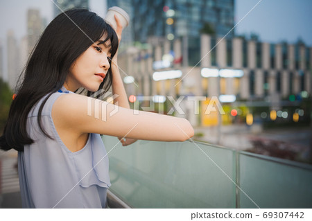 career woman business office worker career woman business office worker 69307442