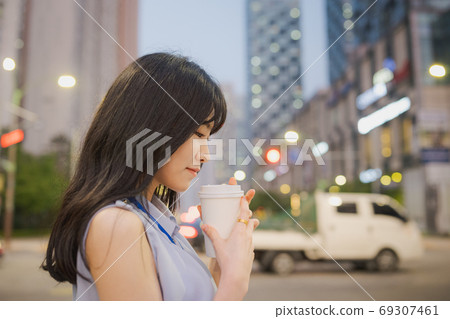 職業女性商業風光辦公室工作人員 職業女性商業風光辦公室工作人員 69307461