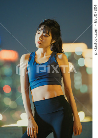 女性鍛鍊運動健身 女性鍛鍊運動健身 69307804