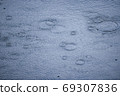 Rain rain wave water surface 69307836