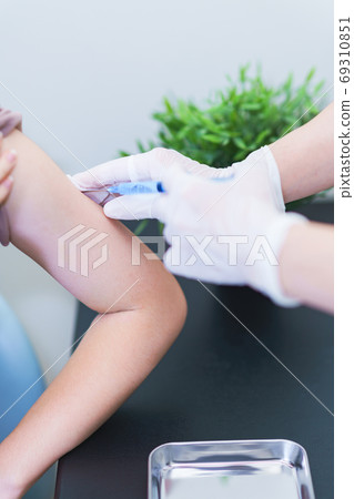 Vaccination, vaccination, injection, medical [new normal of Wiscorona] 69310851