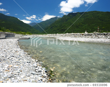 Ma Tai An Creek 69310896