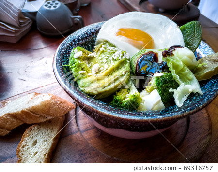 Mexican breakfast with avocado, Yucatan 69316757