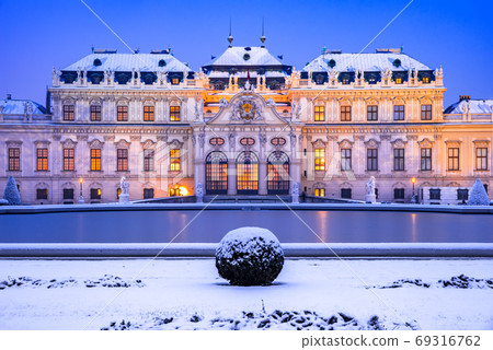 Vienna, Austria - Winter snowy night at Belvedere, travel landsc 69316762