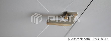Discreet and simple design Discreet and simple design 69318613