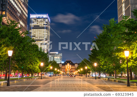 《Tokyo》 From Tokyo Station / Gyoko-dori 69323945