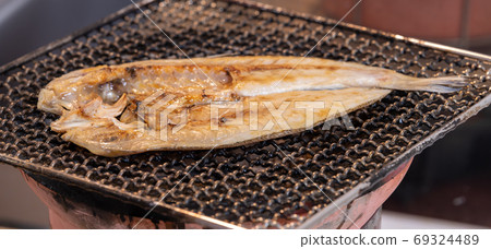 幹鯛魚(Amadai),炭燒七個輪子 幹鯛魚(Amadai),炭燒七個輪子 69324489