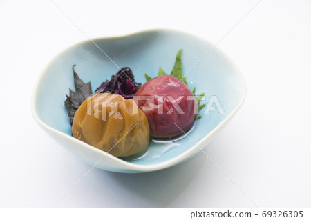 White plum red shiso plum White plum red shiso plum 69326305