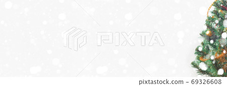 Banner, Christmas background, Christmas tree in white background 69326608