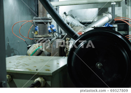 A working installation of a diesel generator on A working installation of a diesel generator on 69327809