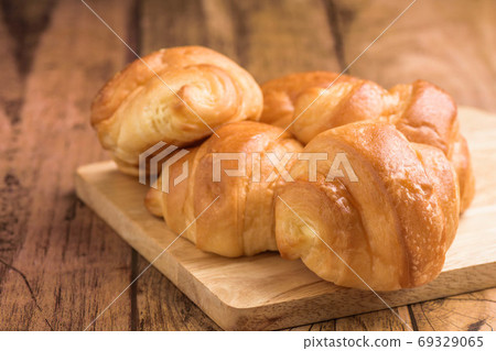 Croissant  69329065