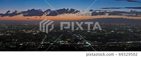 [俯瞰大阪平原（夜景）]（高分辨率版本）位置：大阪府八重洲大坂新立水野地藏臣 69329502