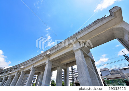 Hankyu Railway Kyoto Line / Senri Line continuous grade crossing construction 69332623