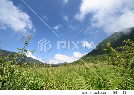 Summer sky scenery Summer sky scenery 69333304