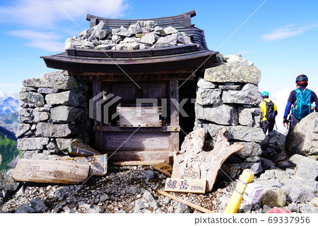 Northern Alps Mt. Tsurugi summit Northern Alps Mt. Tsurugi summit 69337956