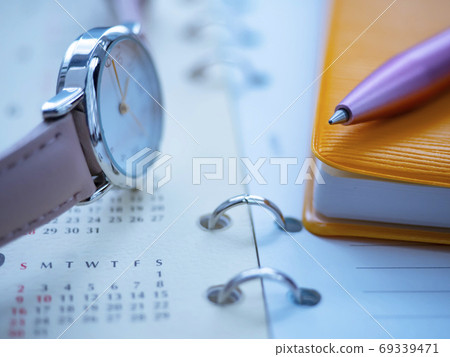 Business image · calendar · notebook · female Business image · calendar · notebook · female 69339471